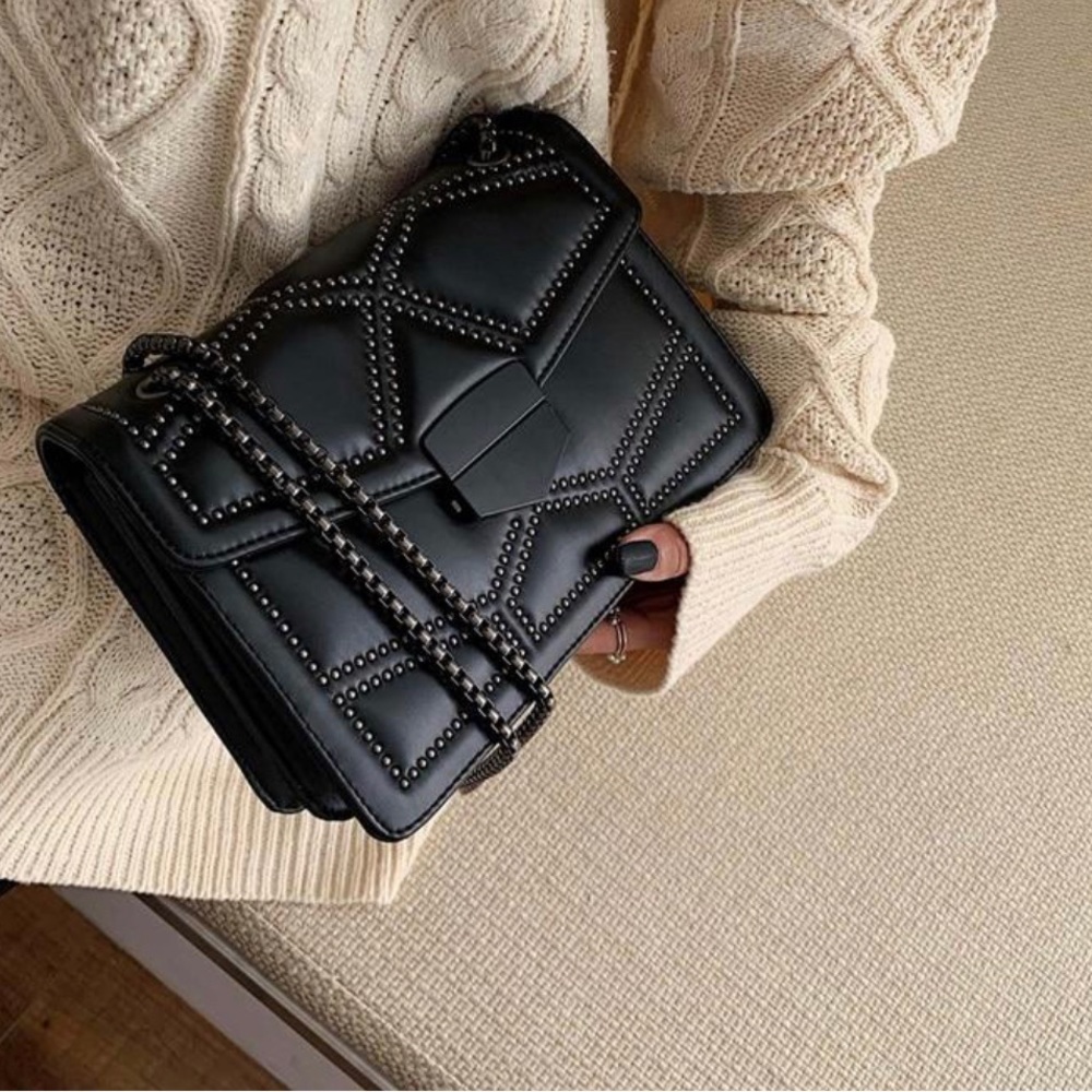 Ivy and Taylor bag
